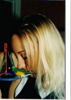 gould jeune fille ( jolie jeune fille hÃ©hÃ© ).jpg