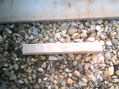 4 liteau qui servira de charniÃ¨re pivotante.jpg