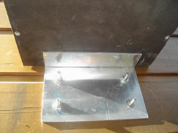 Fixation du nid par dessous 1_1.jpg