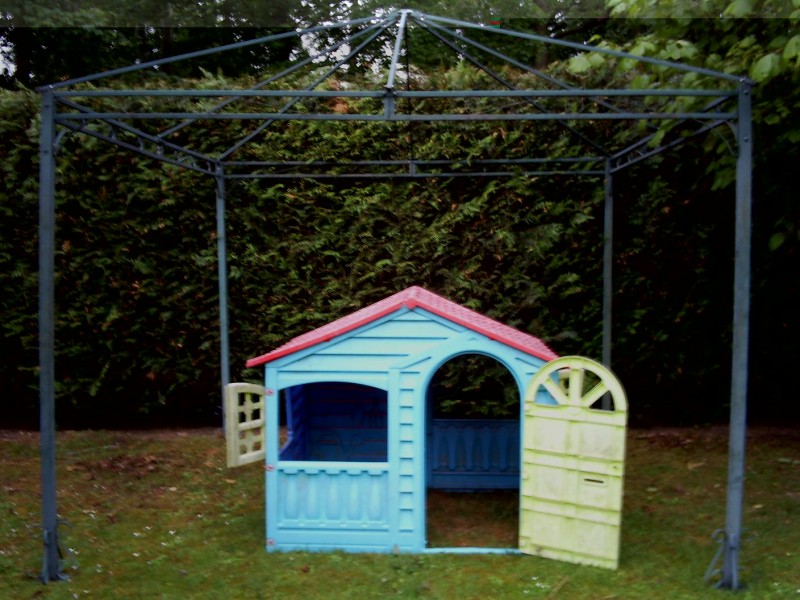 voliÃ¨re de loin.JPG