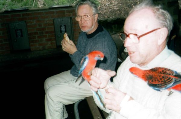 PÃ©pÃ© se fait attaquer...jpg